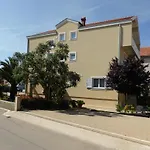Апартаменты Toni, Borik *